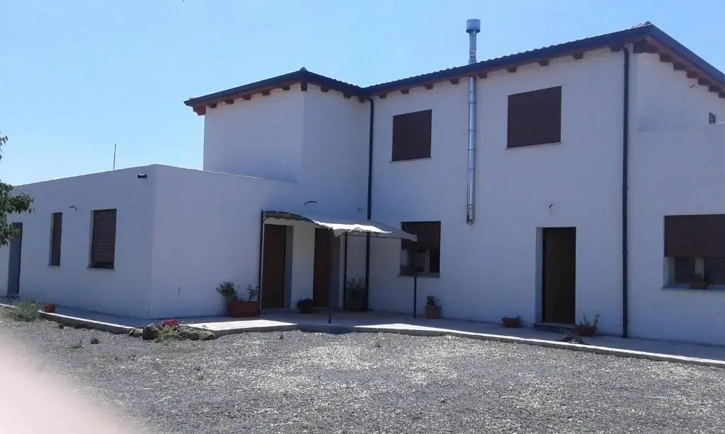 Alma Bed & Breakfast 15 minuti da Bosa e comodo parcheggio