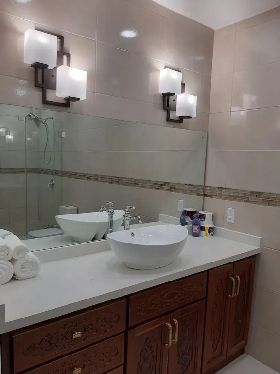 PeSheres Inn & Spa