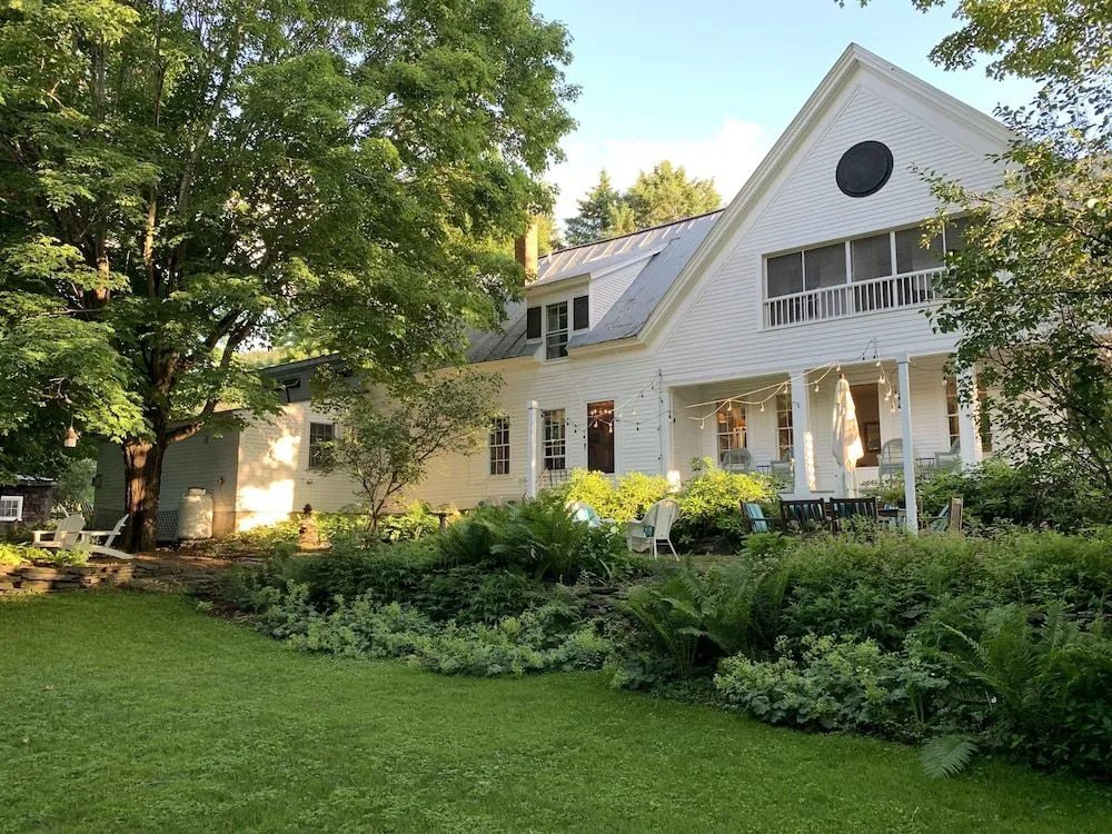 Applebutter Inn