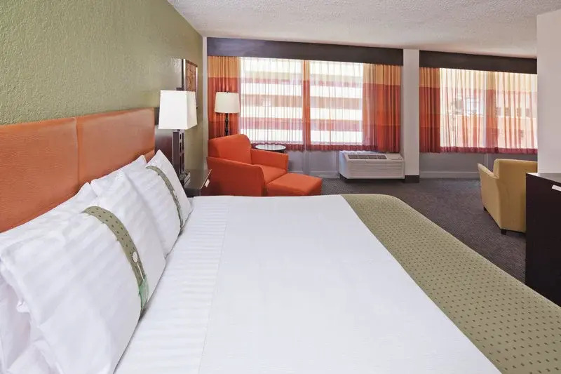 Holiday Inn Tulsa City Center