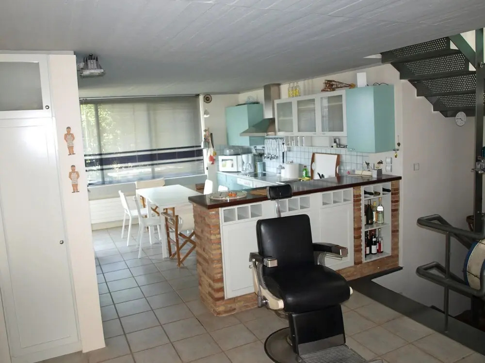 Sea Base Maisonette