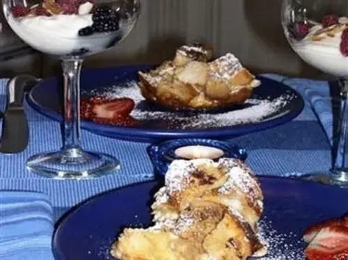 Eddington House Inn - Bed And Breakfast - Adults Only