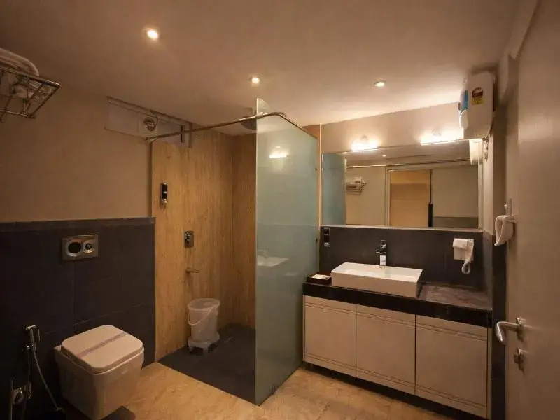 Phoenix Unmatched Comfort - Hotel Near Fateh Sagar Lake Udaipur