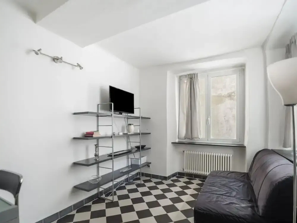 Modern Apartment in Genova Near Christopher Columbus House