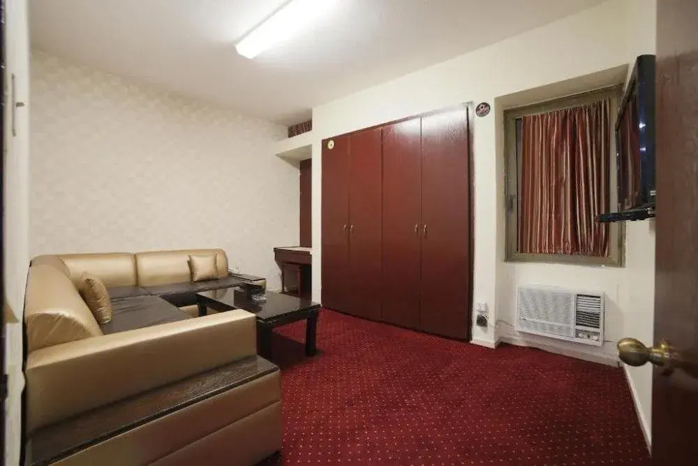 Al Fanar International Hotel Apart 1