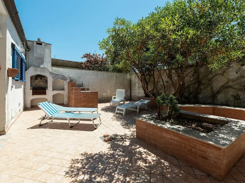 Homely Holiday Home in Otranto near Sea