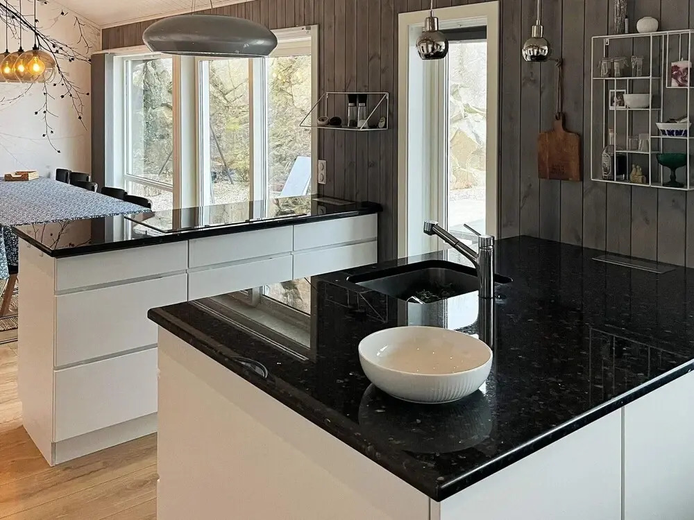 10 Person Holiday Home in Lindesnes