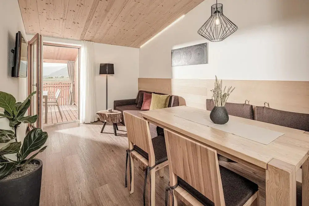 Amolaris Garden Lodges & Guesthouse