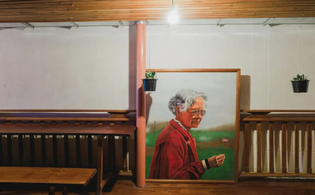The history cafe & guesthouse