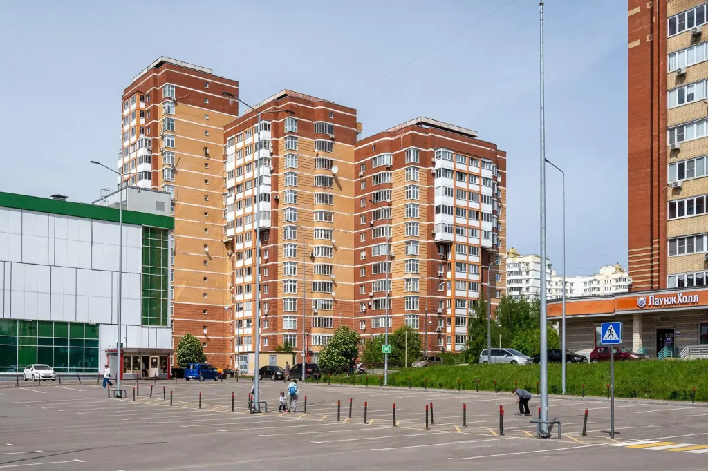BestFlat24 (БэстФлэт24) на улице Мира 34А