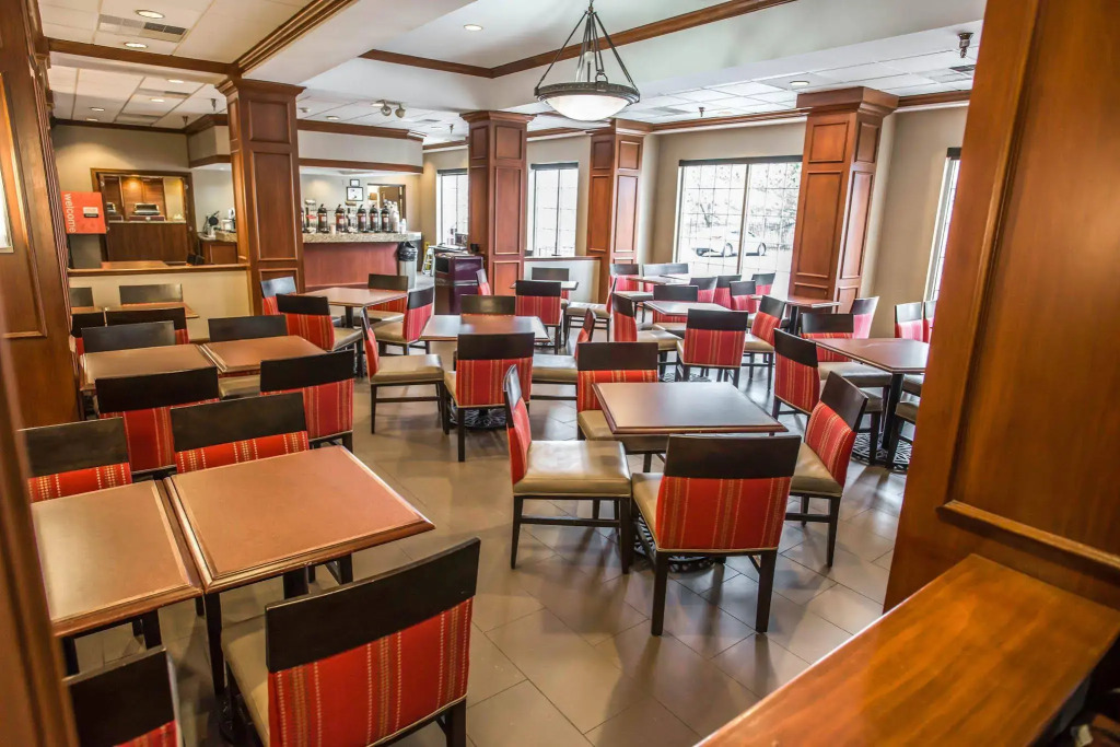 Best Western Chocolate Inn at the Park