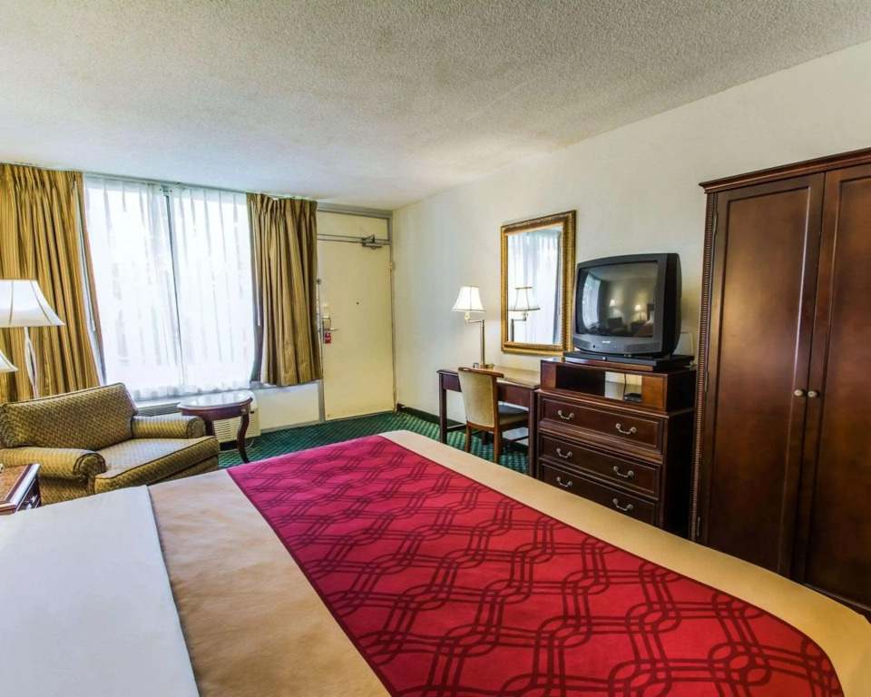 ISLAND HOTEL of Space Coast