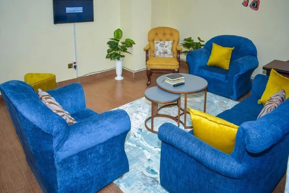 Lux Suites Lay Canon Apartments Ngara