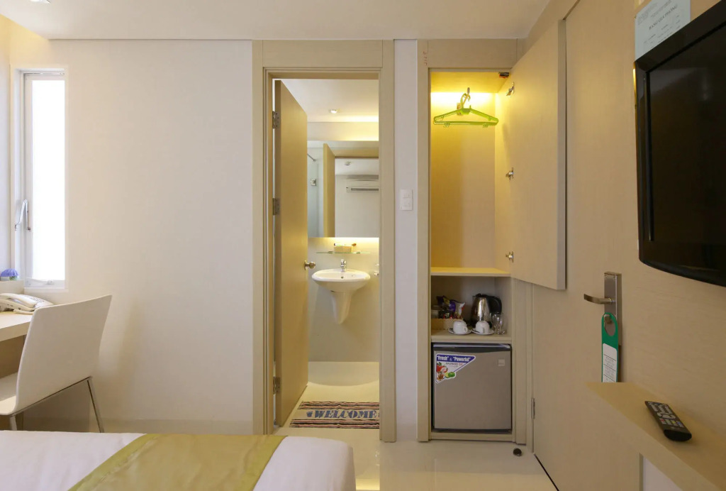 Green Peace Hotel