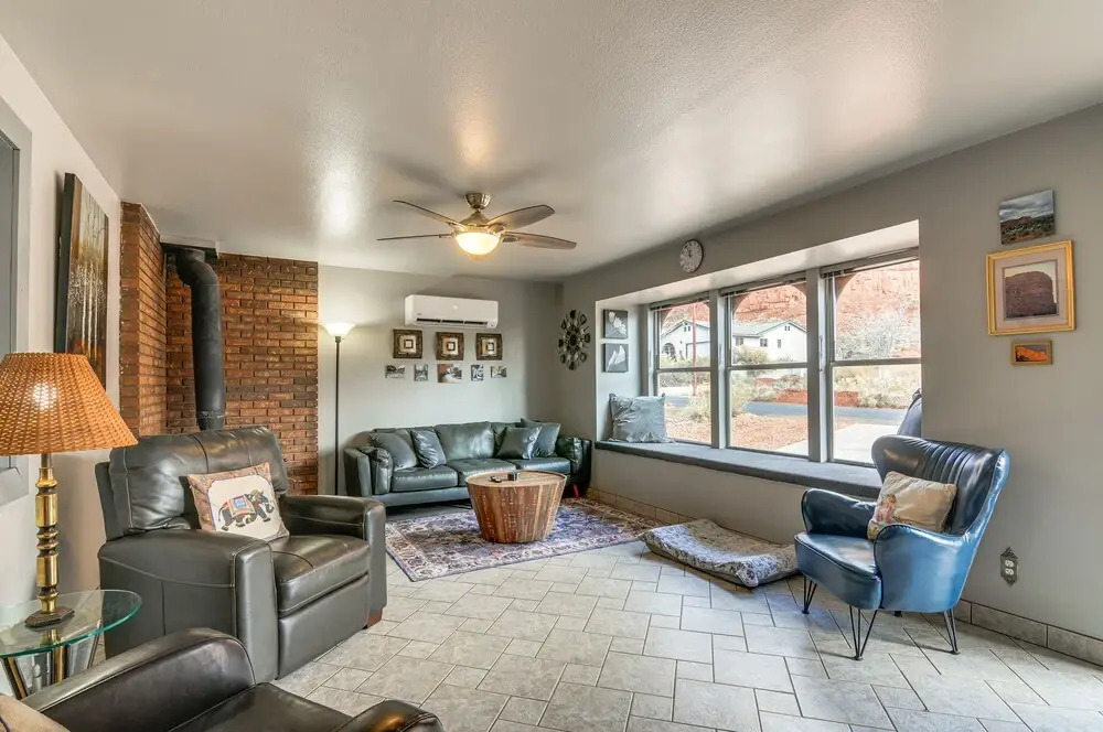 Kanab Home w/ Deck Near Zion National Park!