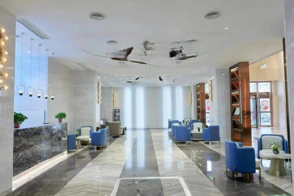 Jingshan International Hotel