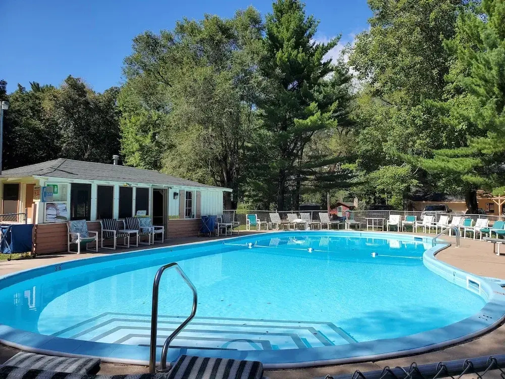 Birchcliff Resort