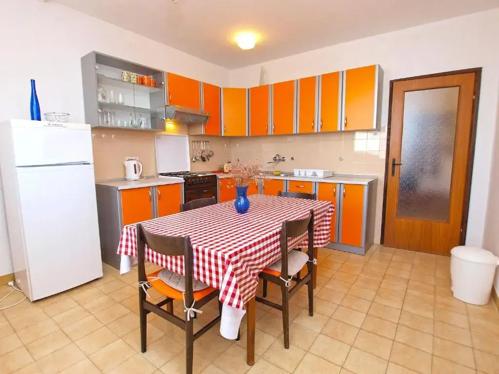 Apartments Ivan 41