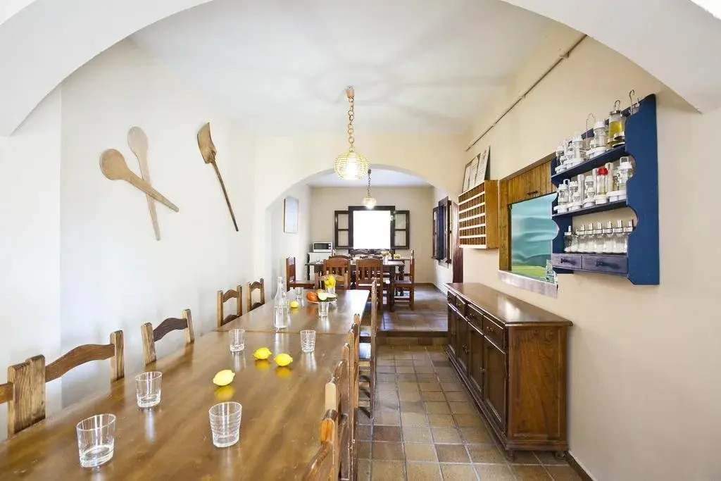 Albergue y Alojamiento en Monfragüe. Centro de Educación Ambiental La Dehesa