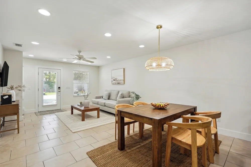 Panama City Beach Vacation Rental ~ 1 Mi to Beach!