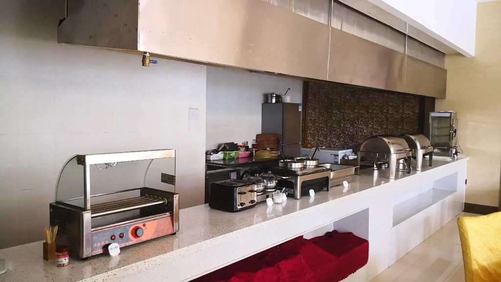 Hanting Hotel Huanggang Hong'an Wo'erma Plaza