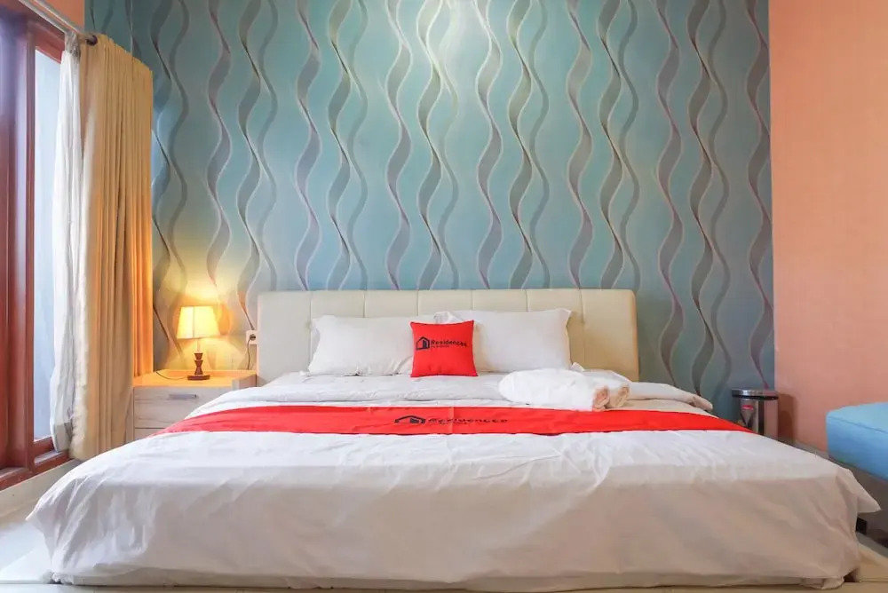 RedDoorz near Kemang Square