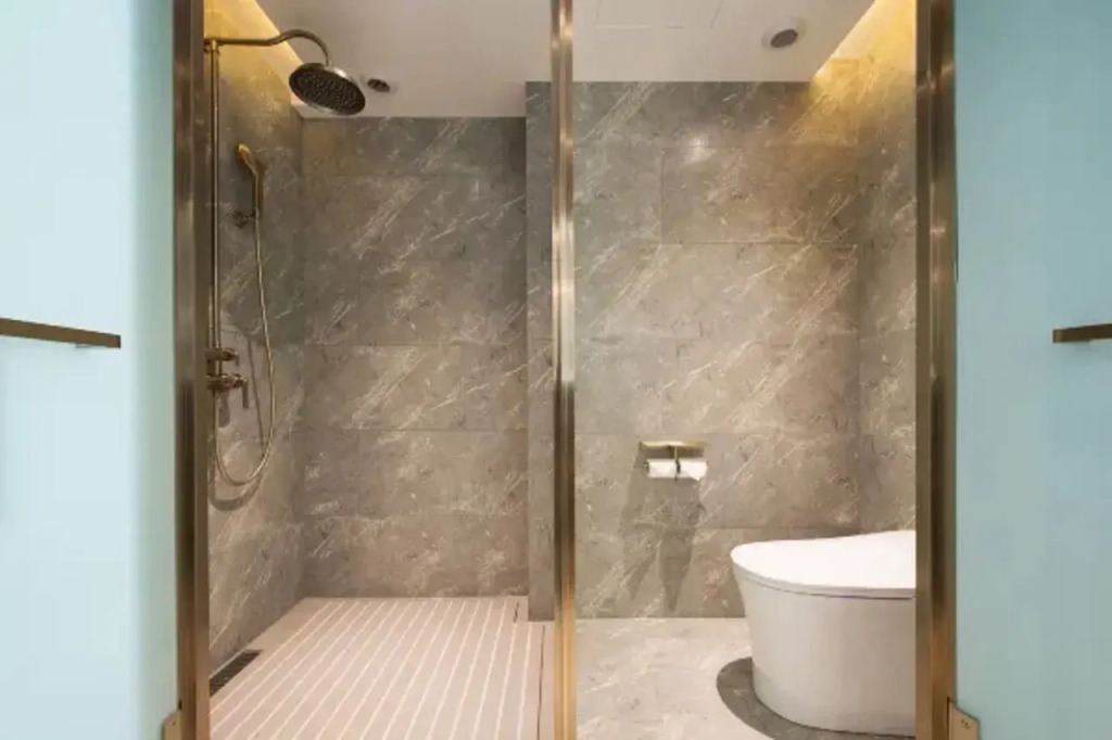Mercure Harbin Hexing Road