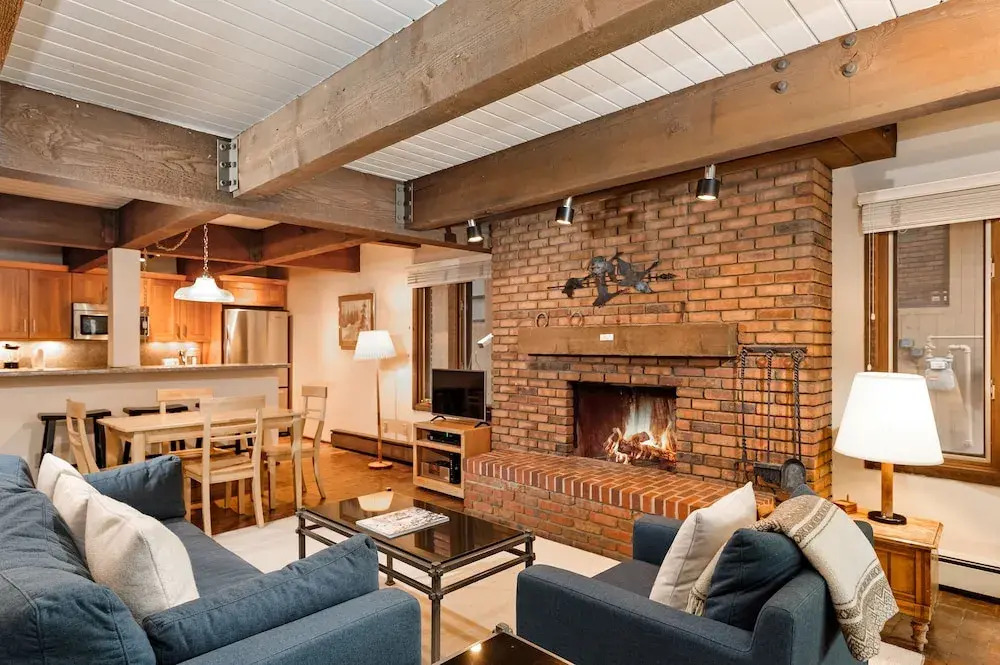 Cottonwoods by Frias Properties