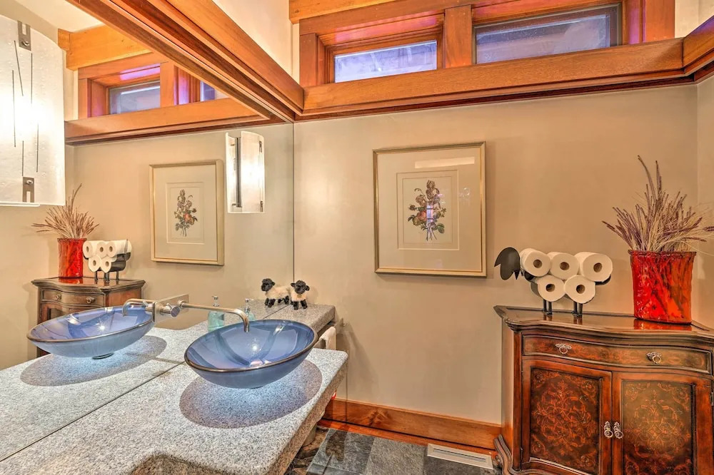 3 Mi to Ski! Luxe Retreat Near Sun Valley