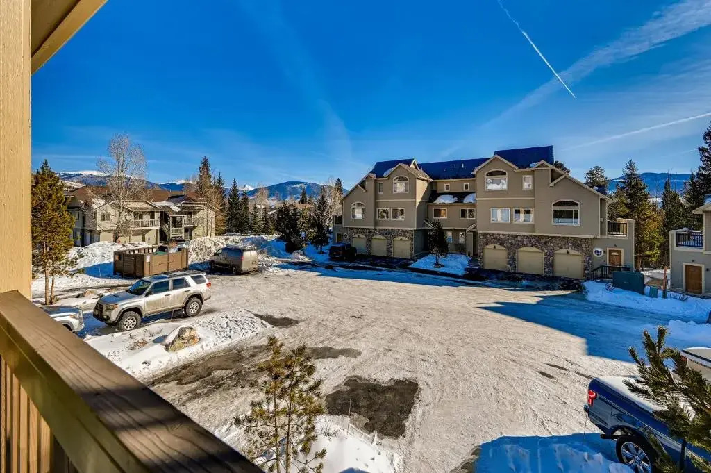 Two-Bedroom Townhome 103F at The Pointe