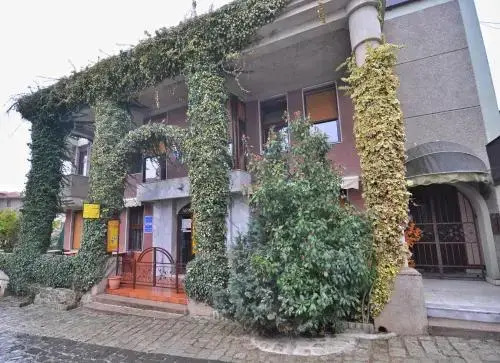Villa Forum