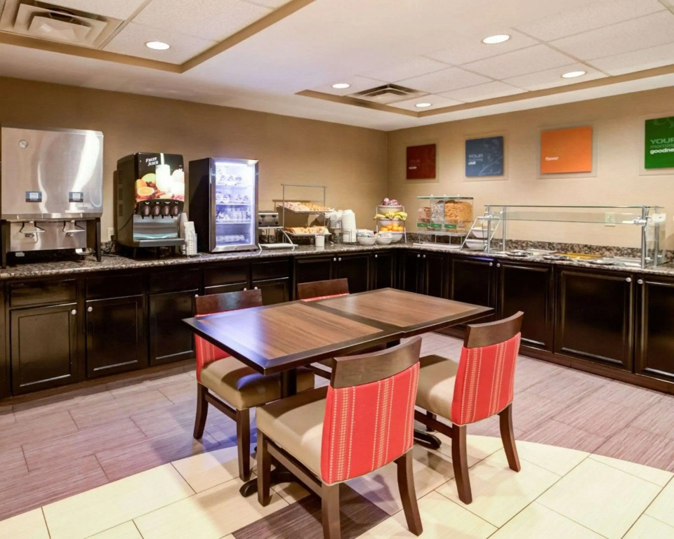 Charlotte Suites
