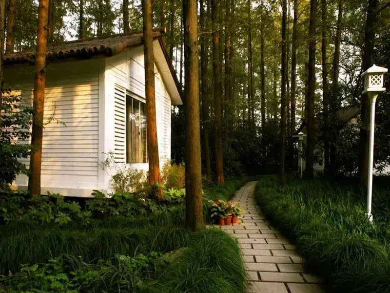 Lotus Glade Hotel