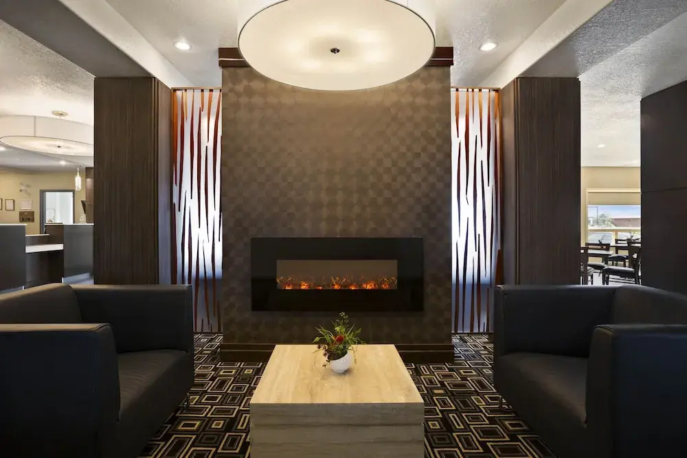Days Inn & Suites Yorkton