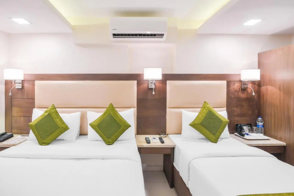 Oxford Hotel Powai