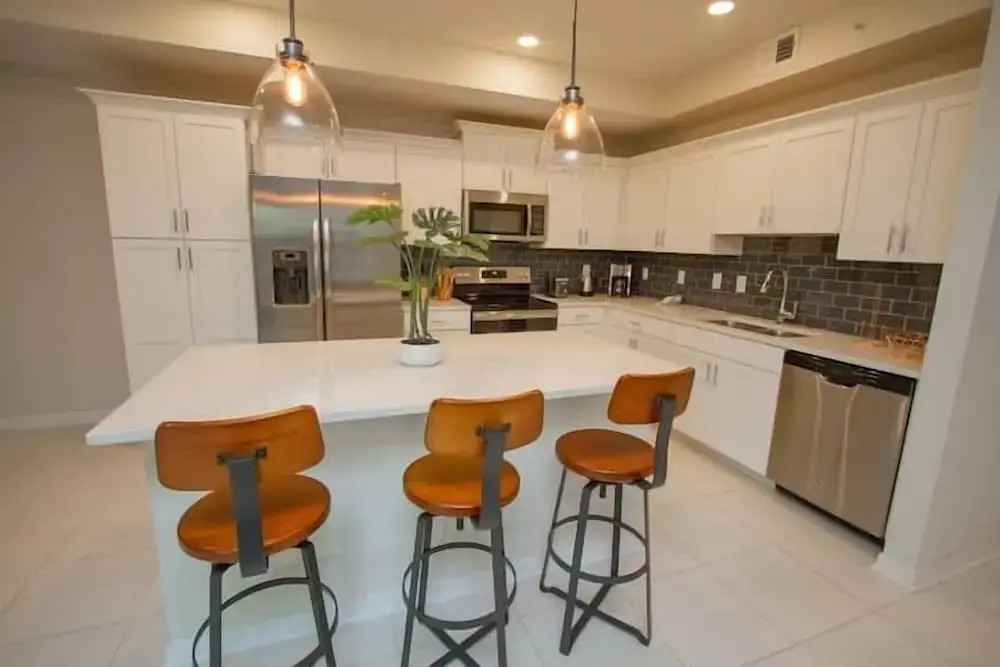 4741 CT - Storey Lake - Lovely 2 bd Condo