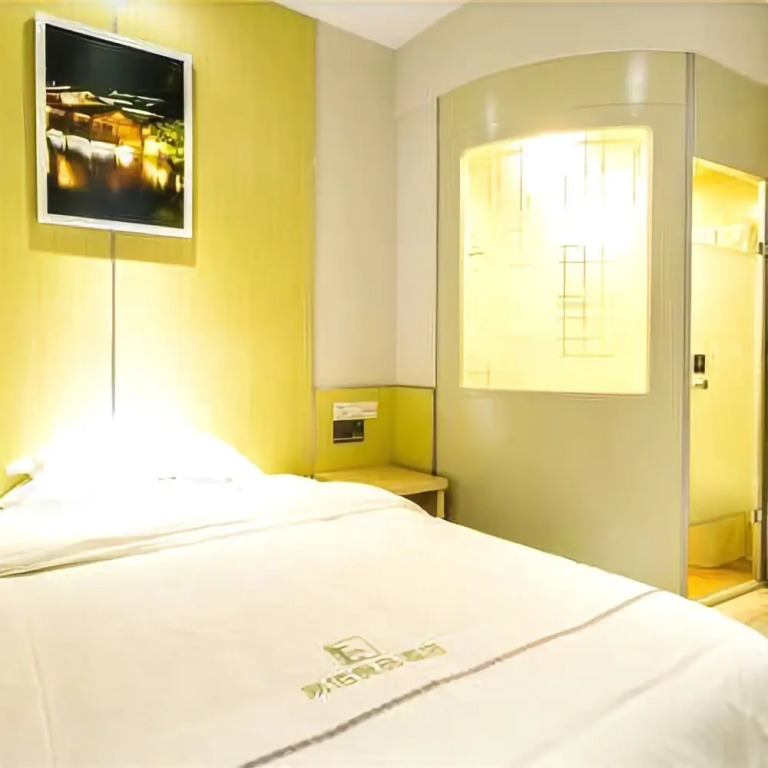 100inn Disney Airport Hotel