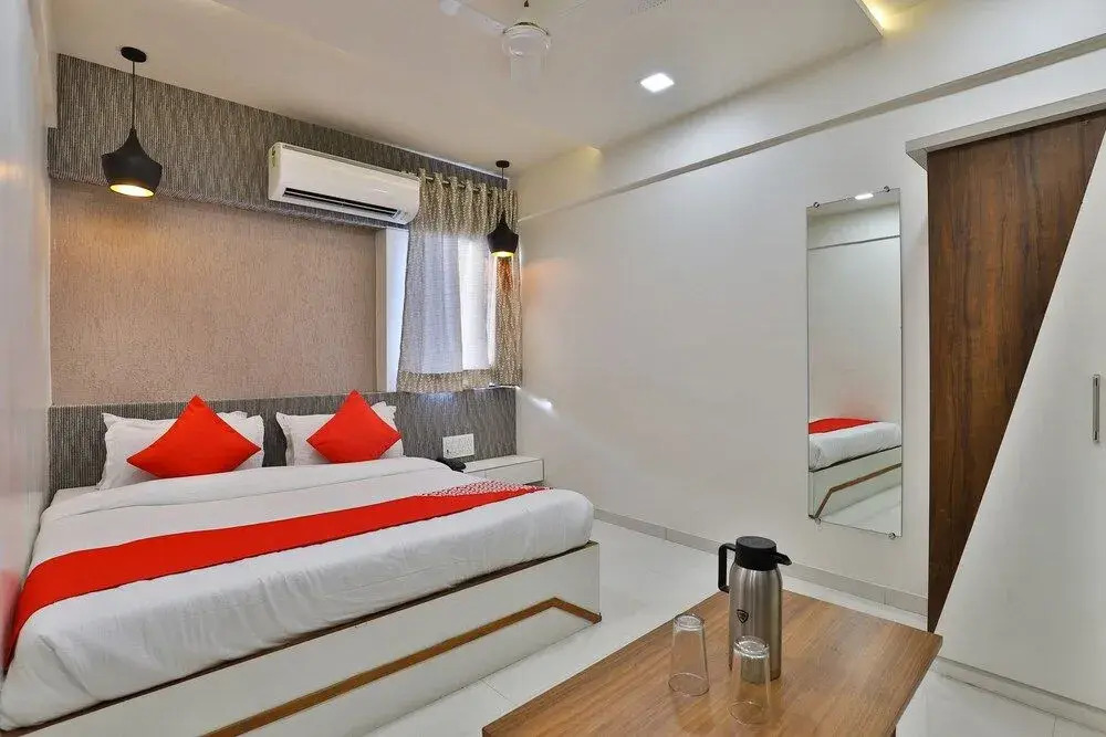 OYO 15981 Hotel Shiv Ganga