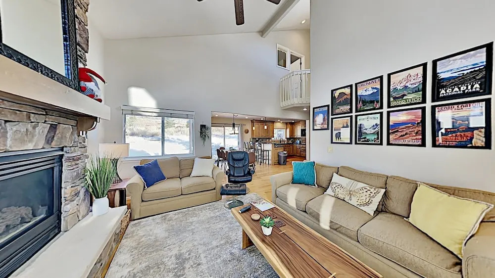33 Corinthian Circle 4 Bedroom Home by Redawning