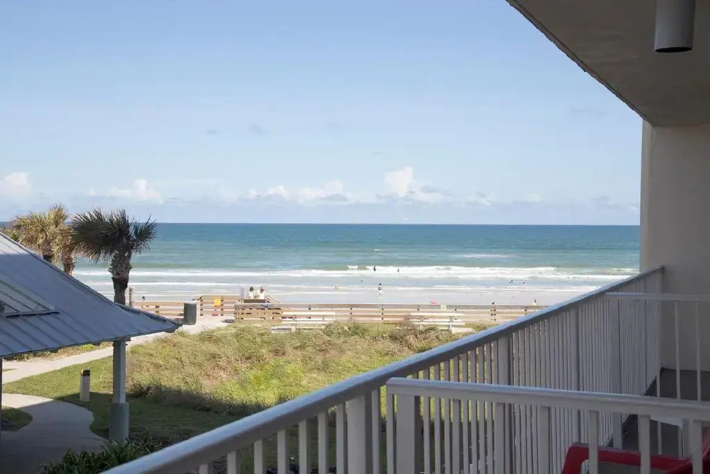 Harbour Beach Oceanfront Resort
