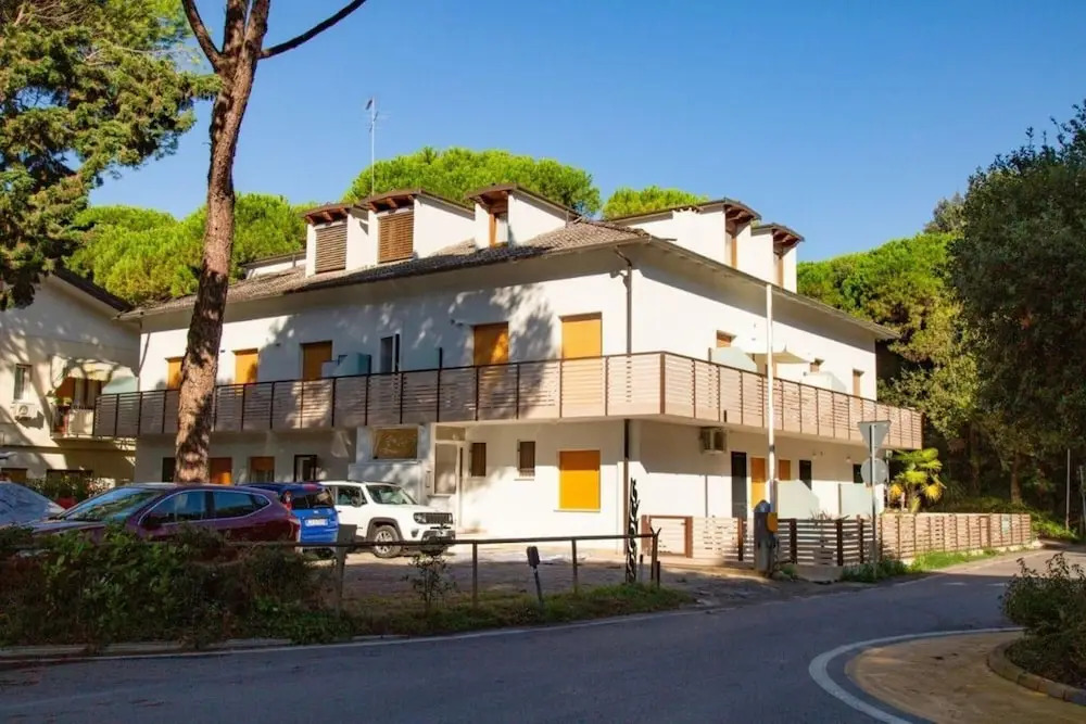 Comfy Accommodation With Balcony