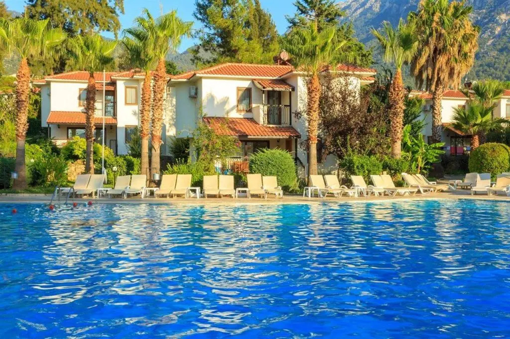 Pine Forest Hotel
