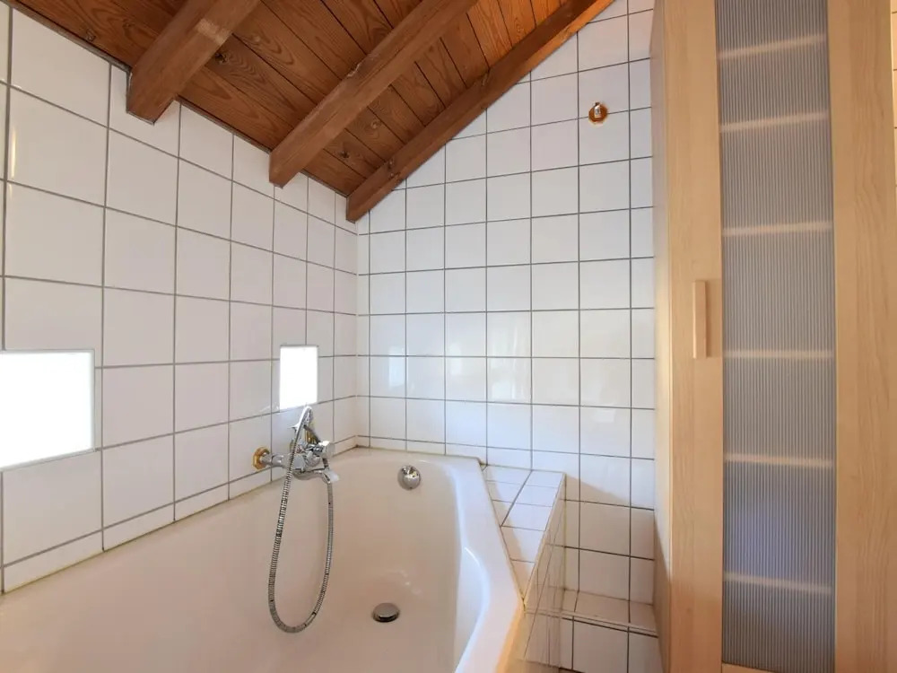 Luxury House with Indoor Pool, Sauna, Hot Tub