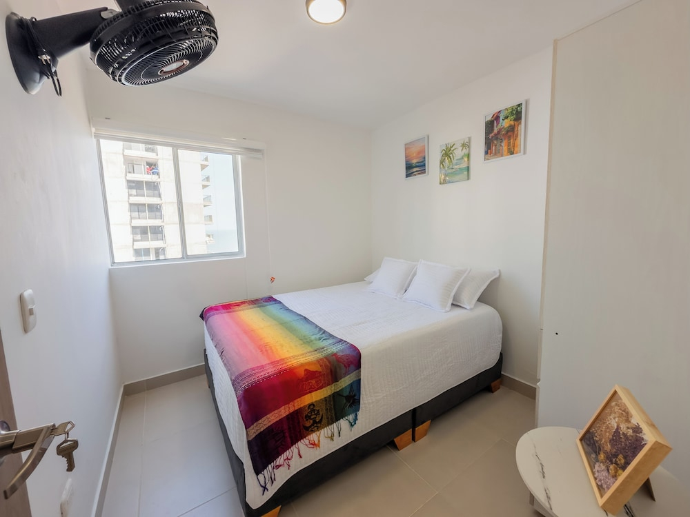 3BR Near Marbella Beach w-Ocean View