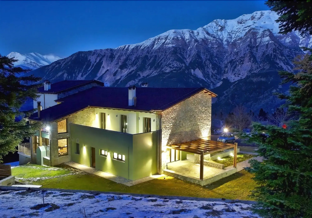 Anavasi Mountain Resort