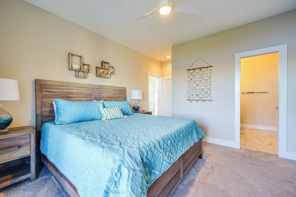 Lakefront Carolina Beach Townhome w/ 3 Balconies!