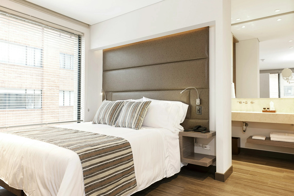 Bs Rosales Hotel And Suites