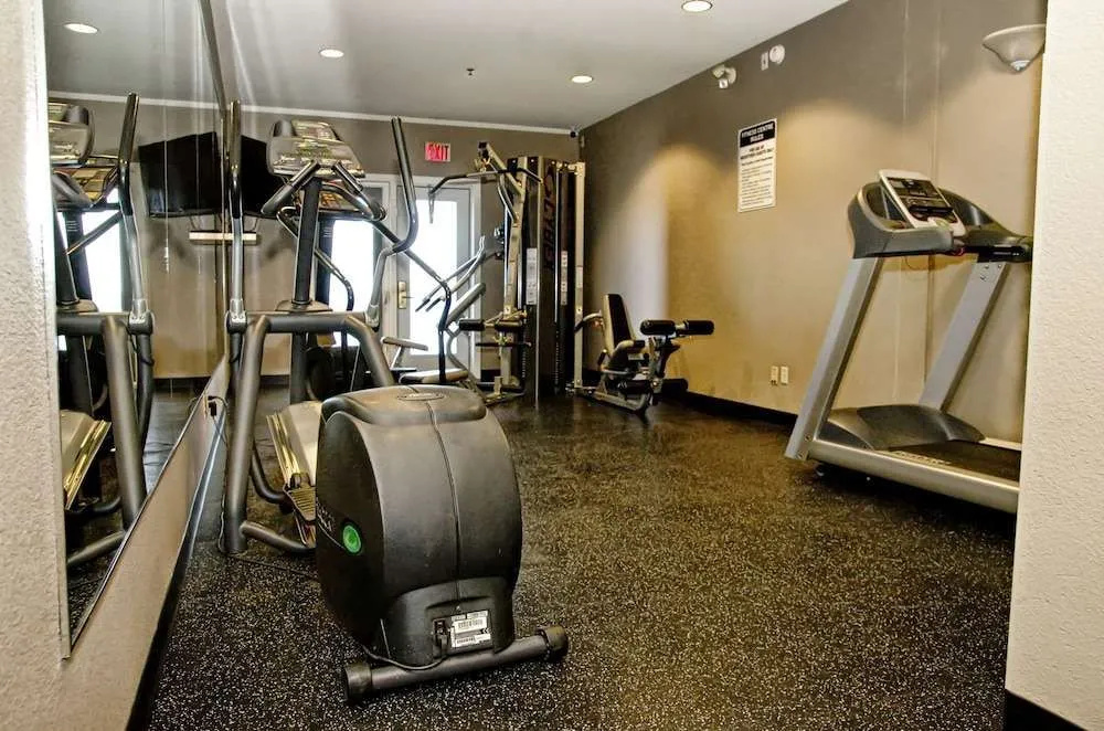 Lakeview Inns & Suites - Brandon