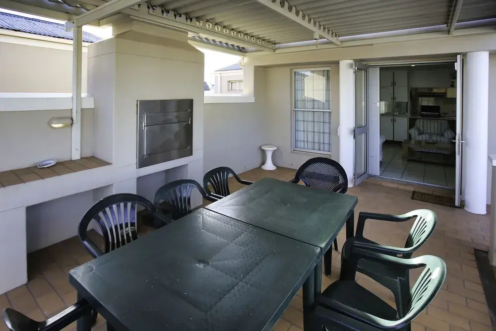 Top Deck Langebaan 6-sleeper