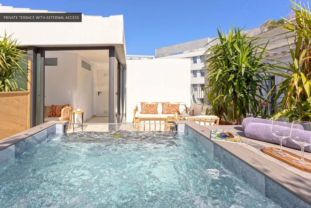 Apartment With Pool in Seville Gamazo Terrace II
